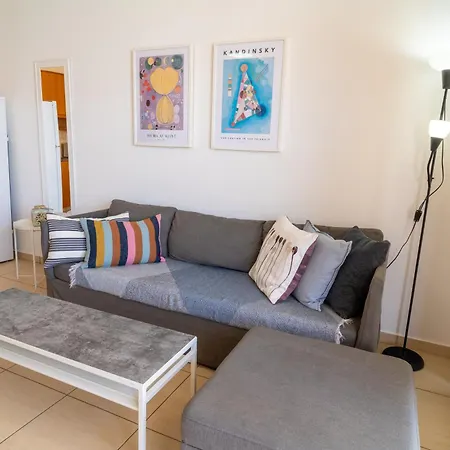 Mirabella Mackenzie 1 Bedroom Flat Near The Sea Larnaca