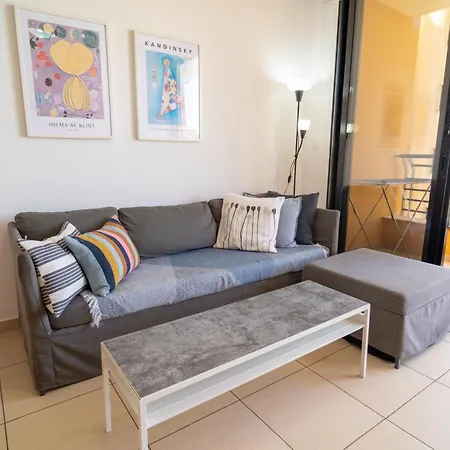 Mirabella Mackenzie 1 Bedroom Flat Near The Sea *