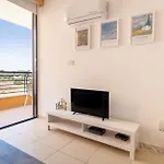 Mirabella Mackenzie 1 Bedroom Flat Near The Sea Larnaca