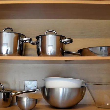 Mirabella Mackenzie 1 Bedroom Flat Near The Sea *